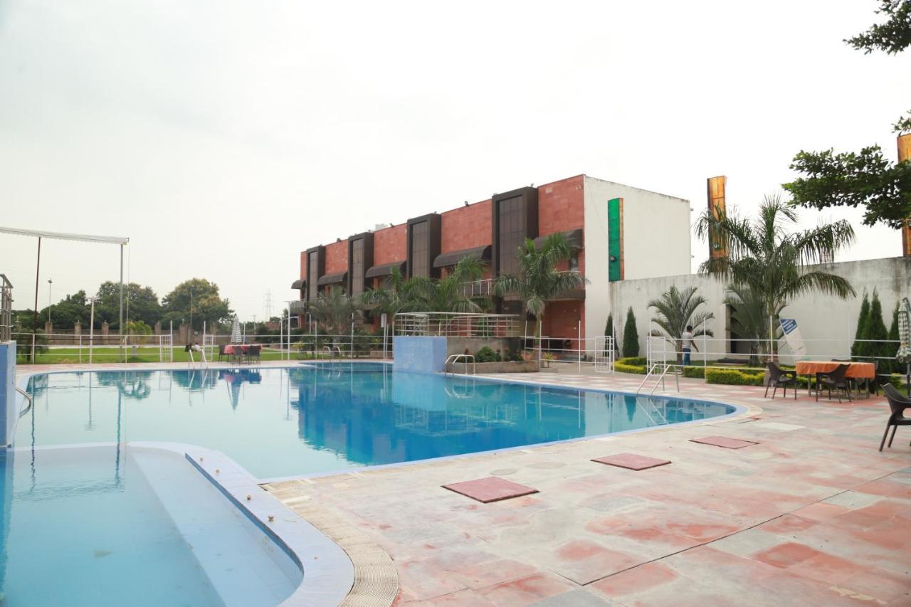 Hotel Sukhdeo Palace Gaya Exterior photo